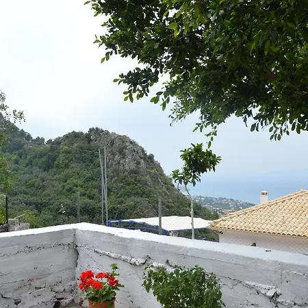 Paradise Lost Apartment Kalamata